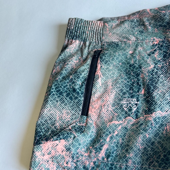 New Columbia Green Pink Polyester Shorts size M - Picture 4 of 9